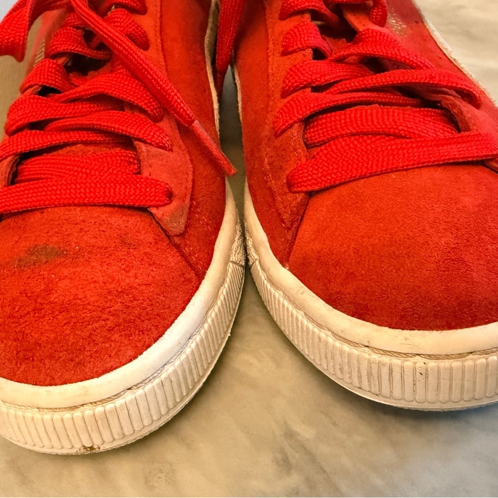 Puma Suede Classic Low-Top Sneakers – Red - Picture 6 of 7